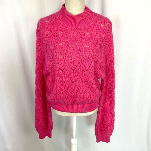 ASTR The Label Women Pointelle Sweater Cropped Long Slv Pink MAGENTA - Picture 1 of 11
